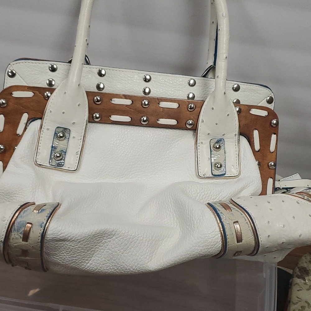 Leather Purse - Picture 2 of 8